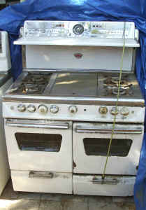 Gaffers & Sattler Broil-a-vator Stove in need of restoration by Classical Gas Stoves